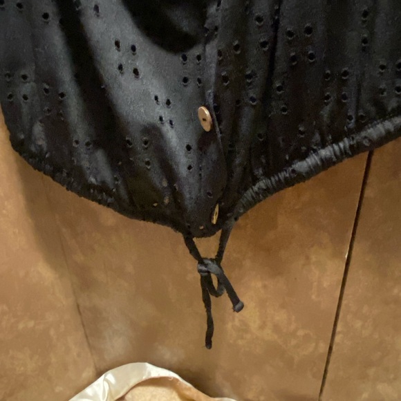 Juniors woman’s top - Picture 5 of 6